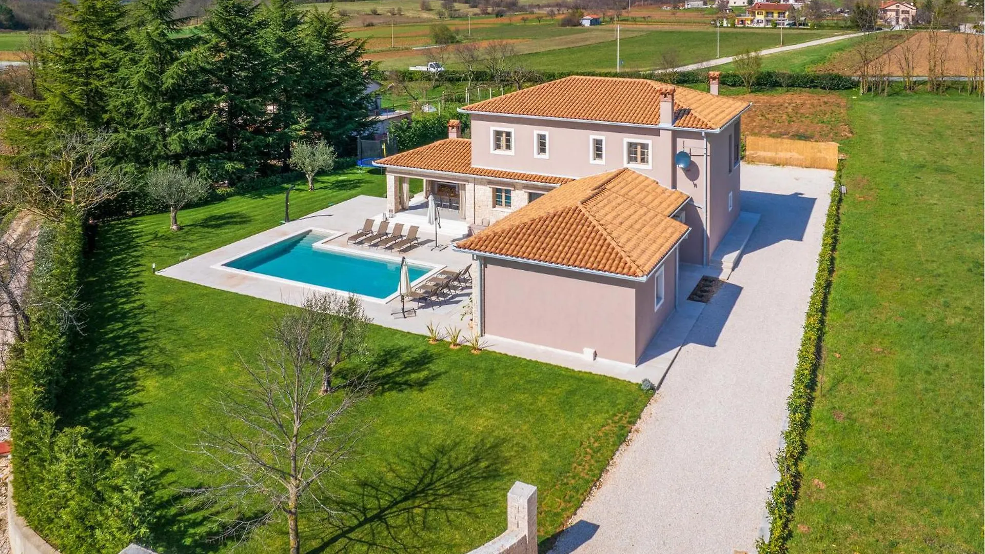 別荘 Villa Cami Gržići クロアチア
